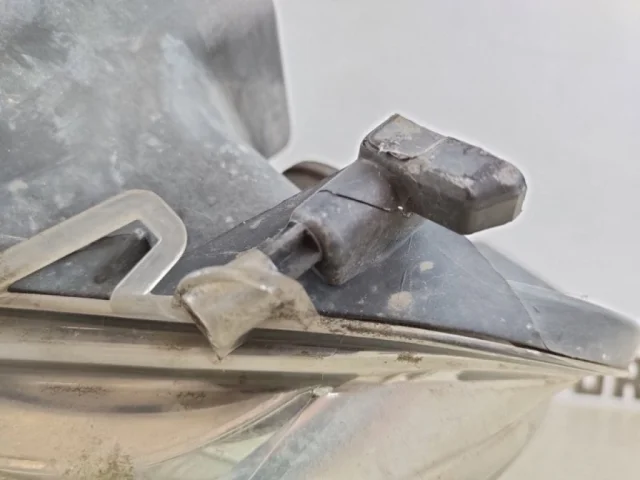 Фары для Ford Galaxy CD340 2006-2015 на фотографиях