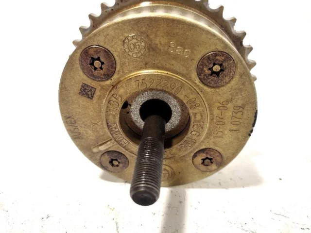 Регулятор фаз газораспределения для BMW X5 Е70 2006-2013 на фотографиях