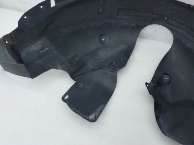 Подкрылок передний левый для Ford Explorer U502 rest 2014-2019 на фотографиях