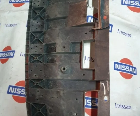 Спойлер переднего бампера для Nissan X-Trail T32 RU 2015-2022 на фотографиях