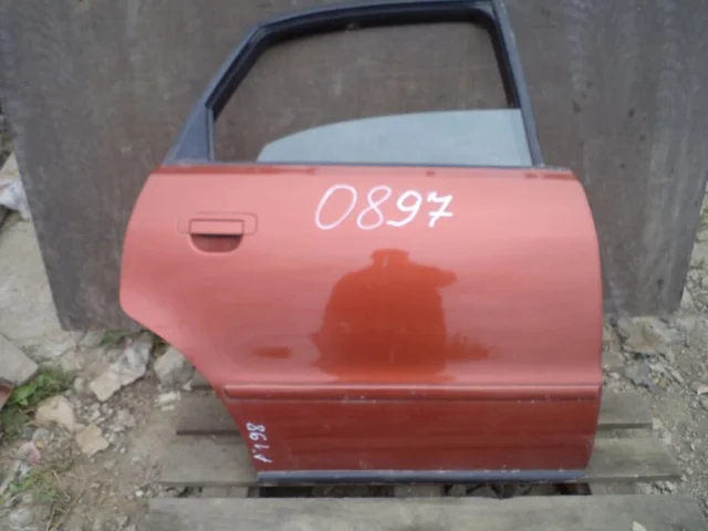 Двери для Audi A4 B5 Avant 1994-2001 на фотографиях