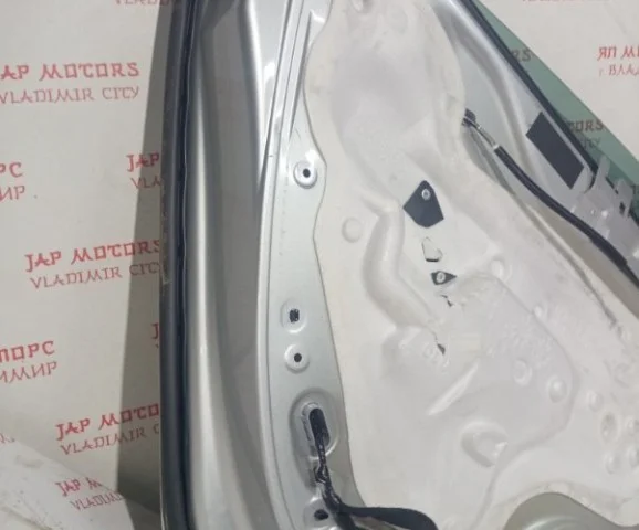 Дверь задняя левая для Citroen C4 Хэтчбек 2004-2011 на фотографиях