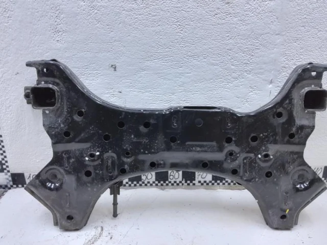 Подрамник двигателя для Hyundai Creta 2 SU2 2021+ на фотографиях