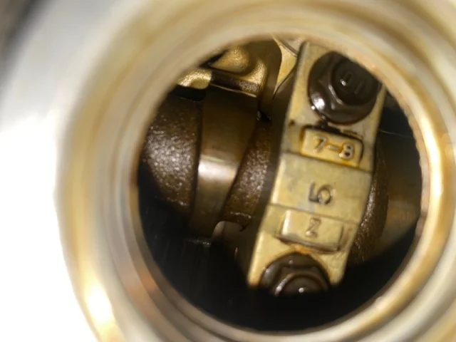 Двигатель для Mazda Familia BJ Седан 1998-2003 на фотографиях