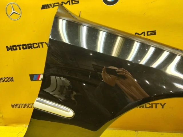 Крыло правое для Mercedes-Benz S class W220 1998-2005 на фотографиях