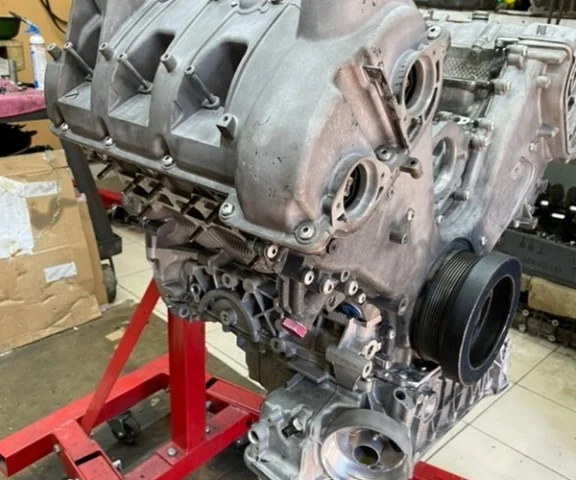 Двигатель без навесного для Porsche Macan 95B 2014-2023 на фотографиях