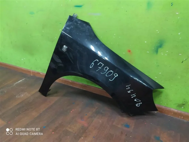 Крыло правое для Skoda Fabia 5J Estate 2007-2015 на фотографиях