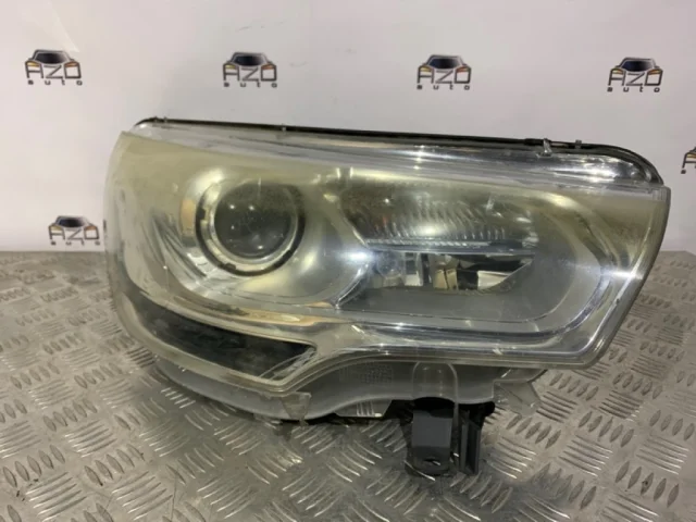 Фара правая для Citroen DS4 2011-2016 на фотографиях