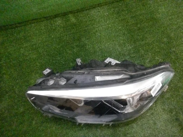 Фара левая для BMW 1er Ф20 rest.1 2015-2020 на фотографиях