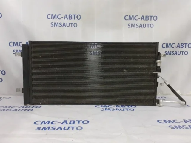 Радиатор кондиционера для Audi A7 4G 2010-2014 на фотографиях