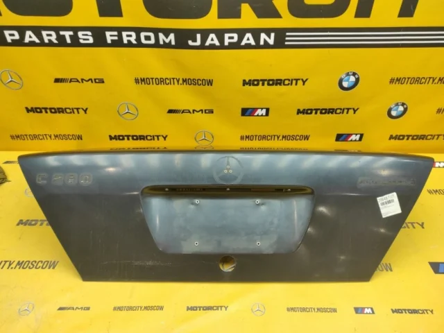 Двери для Mercedes-Benz C class W202 1993-2001 на фотографиях