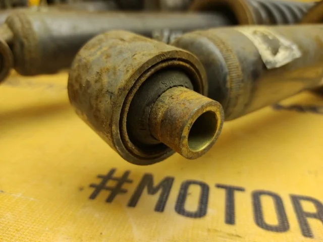 Амортизатор задний левый для BMW 7er Е38 1994-2001 на фотографиях