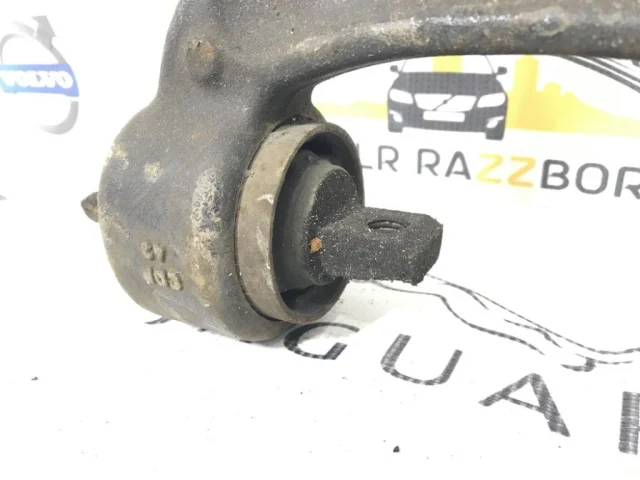 Рычаг передний правый нижний для Volvo XC90 I C 2002-2014 на фотографиях