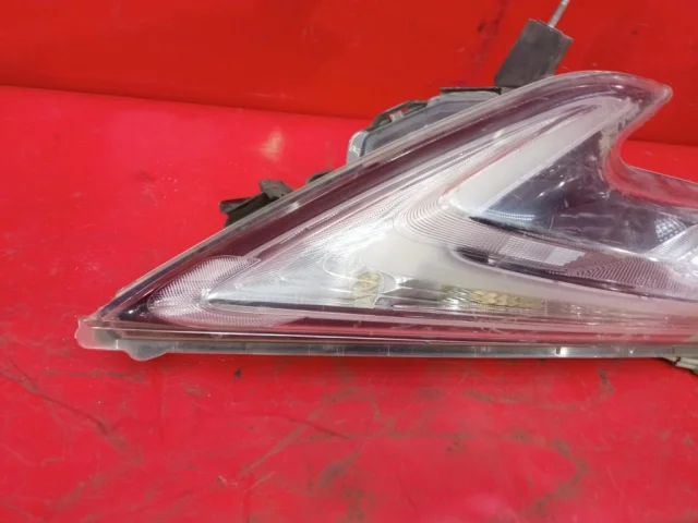 Повторитель поворотника передний правый для Nissan Juke YF15 rest 2014-2020 на фотографиях