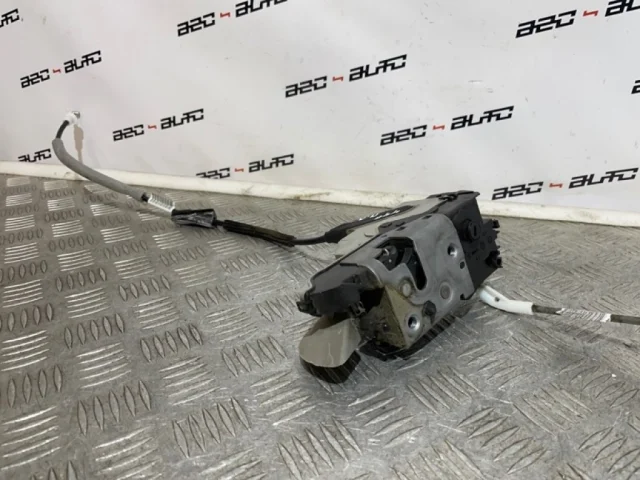 Замок передней левой двери для Citroen C4 Седан 2010-2016 на фотографиях