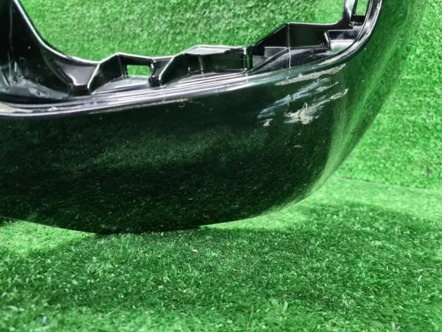 Бампер передний для Toyota Land Cruiser J300 2021+ на фотографиях