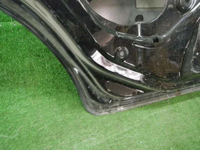 Дверь задняя левая для Suzuki SX4 2006-2009 на фотографиях