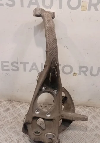 Кулак поворотный левый для Porsche Macan 95B 2014-2023 на фотографиях