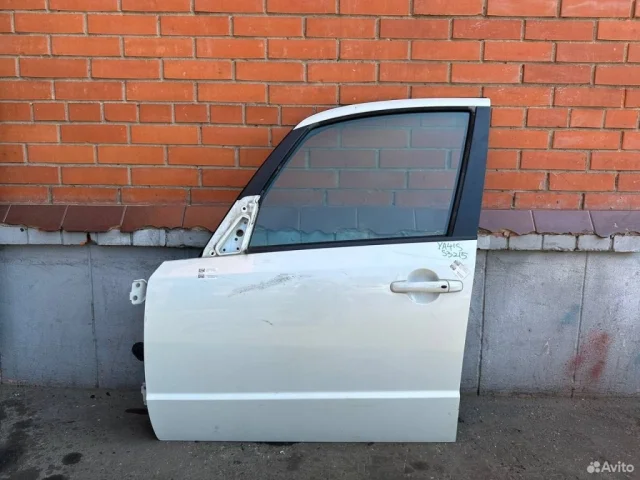 Дверь передняя левая для Suzuki SX4 2013-2016 на фотографиях