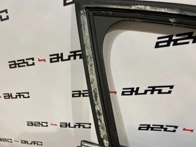 Двери для Citroen C4 Седан 2010-2016 на фотографиях