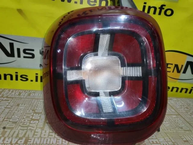 Фонарь левый для Renault Duster HM 2020+ на фотографиях