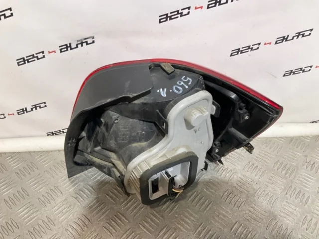 Фонарь левый для Volkswagen Polo V (6R) 2009-2014 на фотографиях