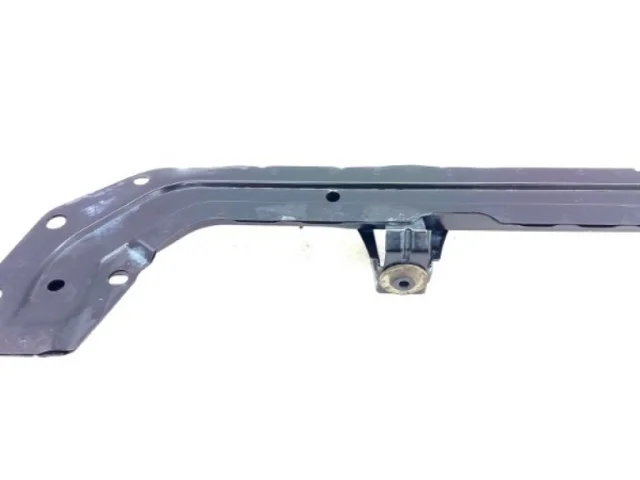 Поперечина моторного отсека для Nissan X-Trail T32 RU 2015-2022 на фотографиях