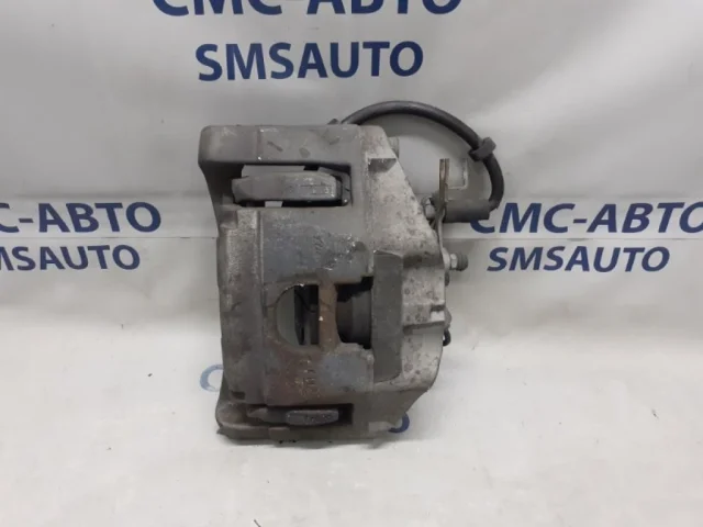 Суппорт передний левый для Audi A6 C6 Avant 2004-2011 на фотографиях