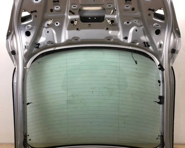 Крышка багажника для Audi A7 4G 2010-2014 на фотографиях