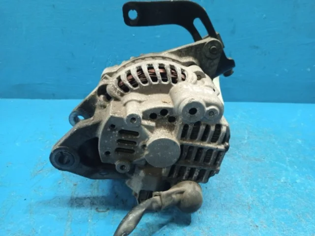 Генератор для Mitsubishi Lancer 9 Универсал CS 2003-2010 на фотографиях