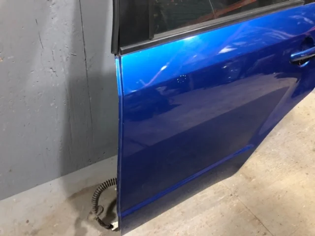 Дверь задняя левая для Suzuki SX4 2006-2009 на фотографиях