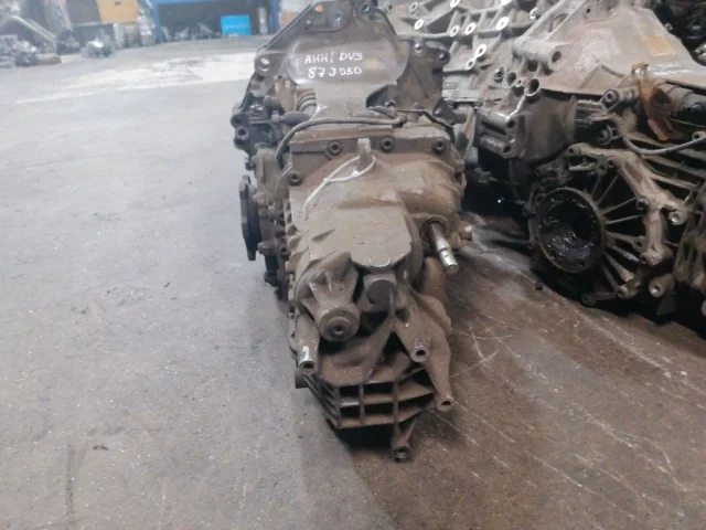 МКПП для Volkswagen Golf III (1H5)Универсал (EU) 1991-2001 на фотографиях