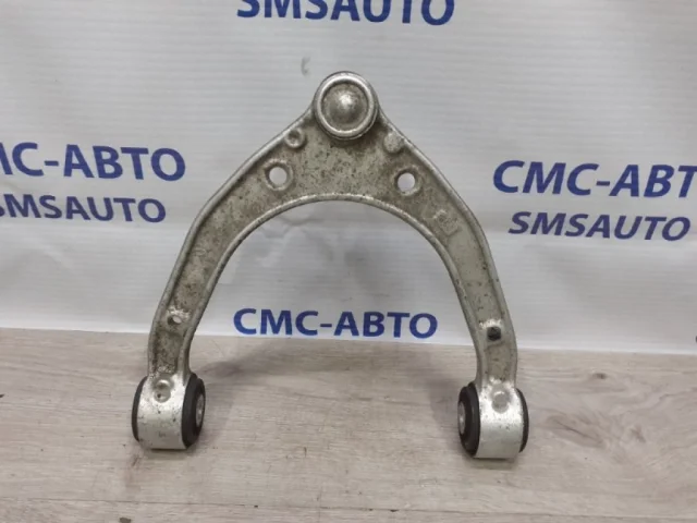 Рычаг передний левый верхний для Volkswagen Touareg II (7P5) Rest 2014-2018 на фотографиях