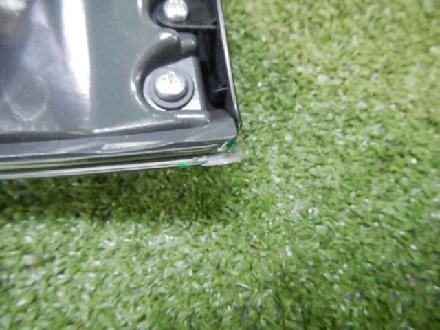 Фонарь внутренний правый для Lexus RX AGL10, GGL10, GLV15, GGL15, GLV10 2009-2015 на фотографиях