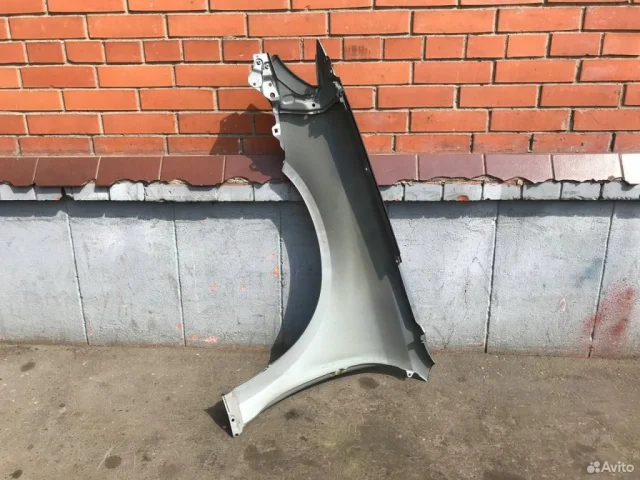 Крылья для Subaru Legacy BL/B13 2003-2009 на фотографиях