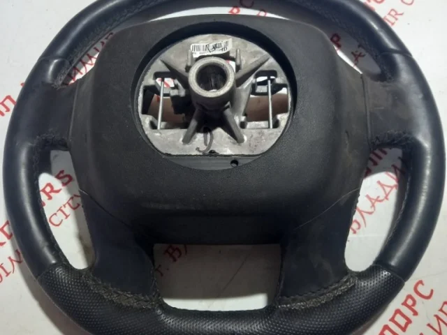 Руль для Citroen C4 Хэтчбек 3dr 2004-2011 на фотографиях