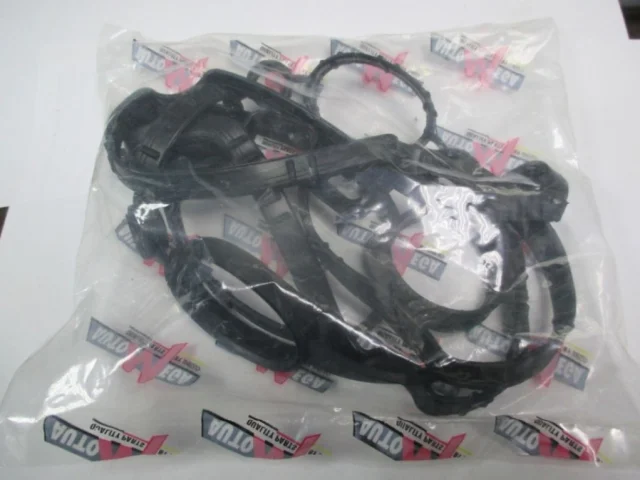 Прокладка клапанной крышки для Opel Astra H Хэтчбек 2004-2014 на фотографиях