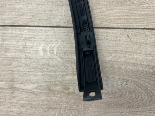 Арка колеса передняя левая для Volkswagen Touareg II (7P5) 2010-2014 на фотографиях