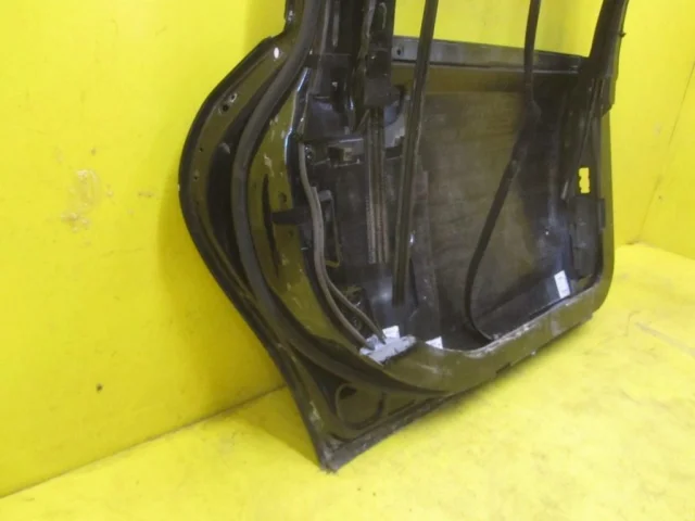 Дверь задняя левая для Mercedes-Benz S class W222 2013-2017 на фотографиях