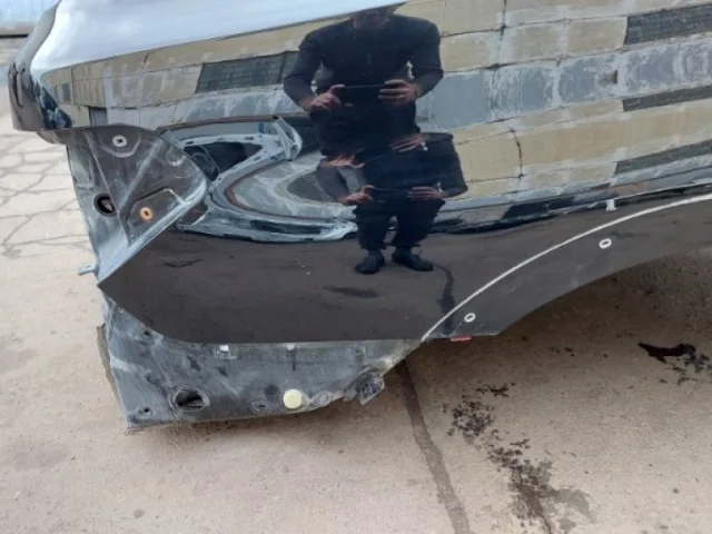 Крылья для Infiniti QX 56 2010-2014 на фотографиях