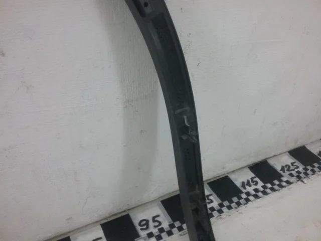 Молдинг крыла передний левый для Volkswagen Touareg III (CR) 2018+ на фотографиях