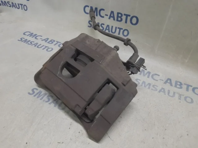 Суппорт передний левый для Audi A6 C6 Avant 2004-2011 на фотографиях