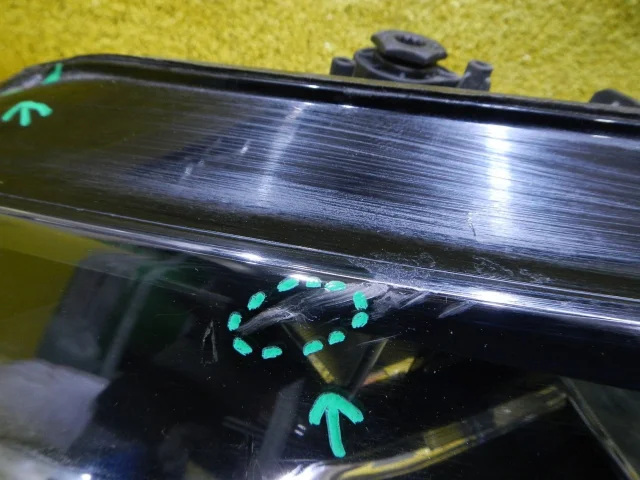 Фара левая для Volkswagen Caddy IV (2K) 2015-2020 на фотографиях