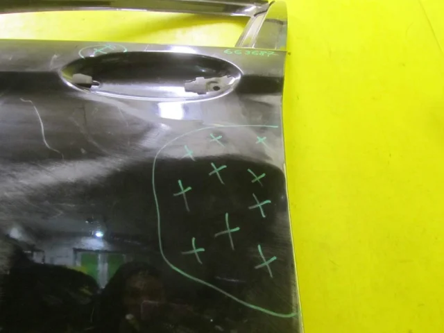 Накладка на дверь передняя левая для BMW 5er G30 2016-2023 на фотографиях