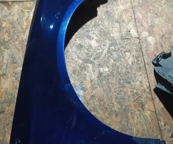 Крылья для Volkswagen Passat Variant (B6, Typ 3C) 2004-2010 на фотографиях