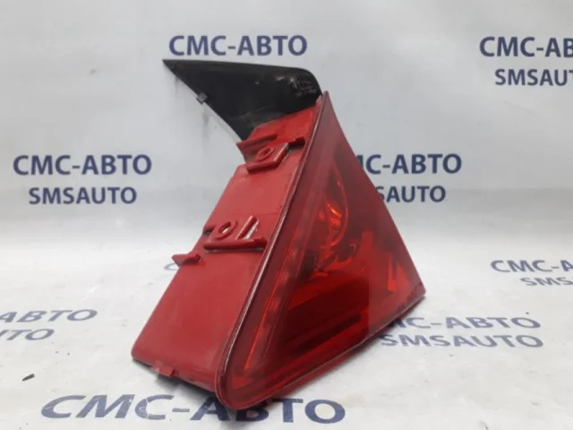 Фонарь внутренний правый для Audi A7 4G 2010-2014 на фотографиях