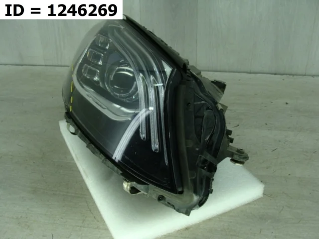 Фара правая для Mercedes-Benz S class X222 Maybach 2017-2019 на фотографиях