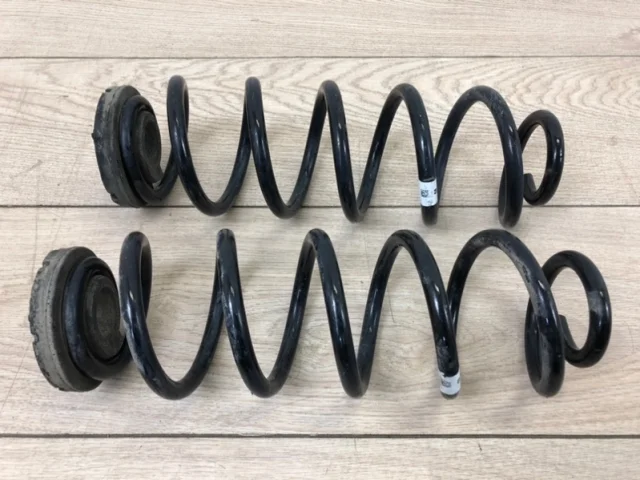 Пружина амортизатора задняя для Audi A4 B9 Allroad Quattro 2016+ на фотографиях