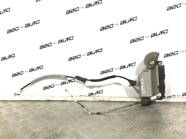 Двери для Citroen C4 Хэтчбек 2010-2016 на фотографиях