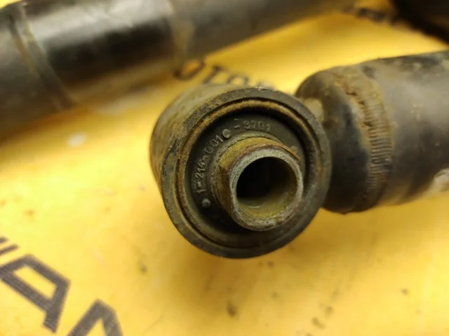 Амортизатор задний левый для BMW 7er Е38 1994-2001 на фотографиях